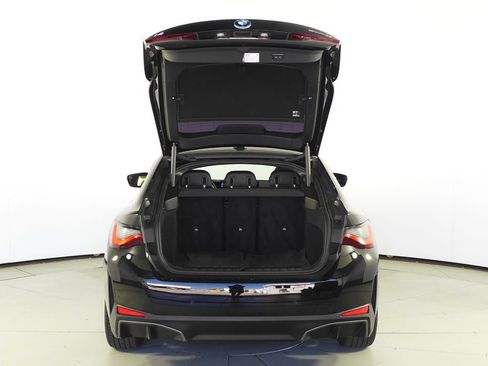 Used 2023 BMW i4 eDrive40 w/ Premium Package RWD image 10