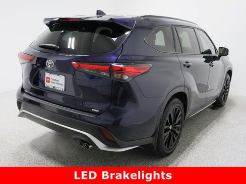 Certified 2023 Toyota Highlander XSE image 7