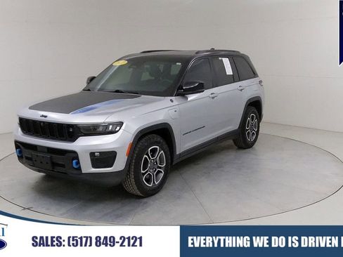 Used 2022 Jeep Grand Cherokee Trailhawk w/ Rear Seat Video Group 1 image 1