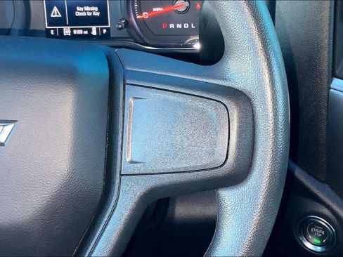 Used 2025 Chevrolet Silverado 2500 Custom w/ Custom Convenience Package image 25