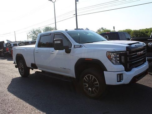 Used 2020 GMC Sierra 3500 AT4 w/ AT4 Premium Package AWD/4WD image 10
