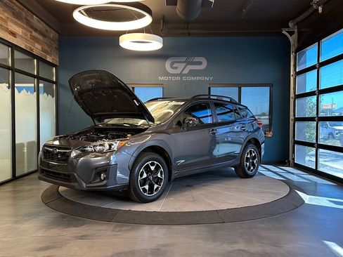 Used 2020 Subaru Crosstrek 2.0i Premium w/ Moonroof Package 1 AWD/4WD image 25
