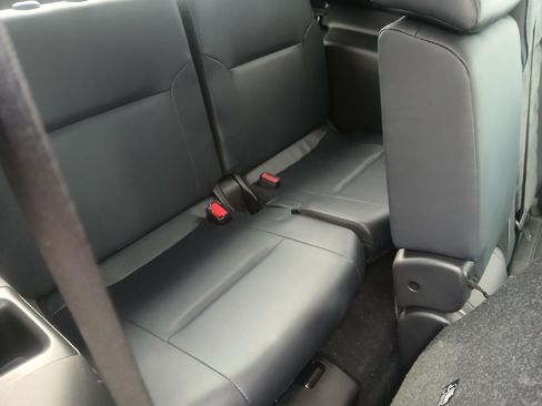 Used 2025 Mitsubishi Outlander SE AWD/4WD image 20