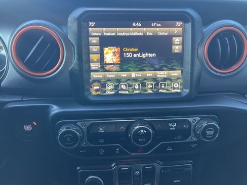 Used 2023 Jeep Gladiator Mojave w/ Trailer Tow Package image 38