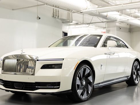 Certified 2024 Rolls-Royce Spectre w/ Spectre Launch Package AWD/4WD image 2