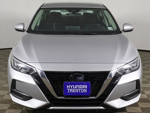 Used 2022 Nissan Sentra SV image 9