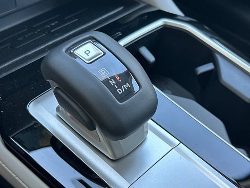 New 2025 Mitsubishi Outlander SEL image 21