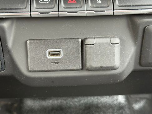 Used 2020 GMC Sierra 1500 4x4 Regular Cab w/ Sierra Value Package image 20