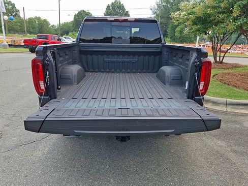 Used 2024 GMC Sierra 1500 Denali w/ Technology Package AWD/4WD image 23