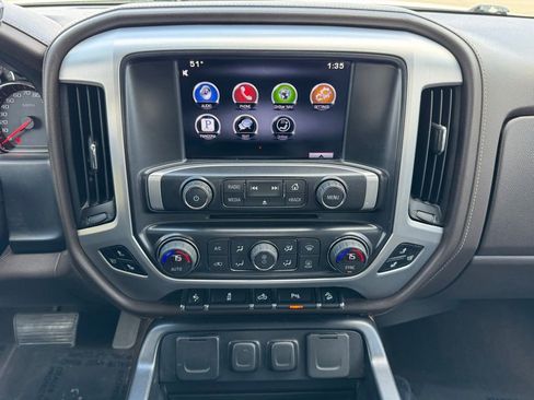 Used 2015 GMC Sierra 1500 SLT w/ SLT Crew Cab Value Package AWD/4WD image 10