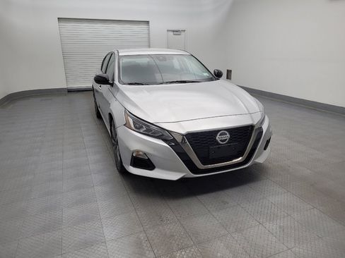 Used 2021 Nissan Altima 2.5 SR image 14