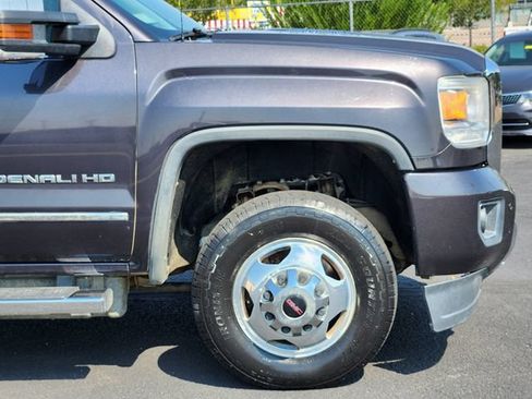 Used 2016 GMC Sierra 3500 Denali w/ Duramax Plus Package AWD/4WD image 10