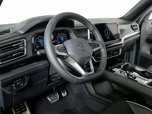 New 2026 Volkswagen Atlas Cross Sport SEL Premium R-Line image 5