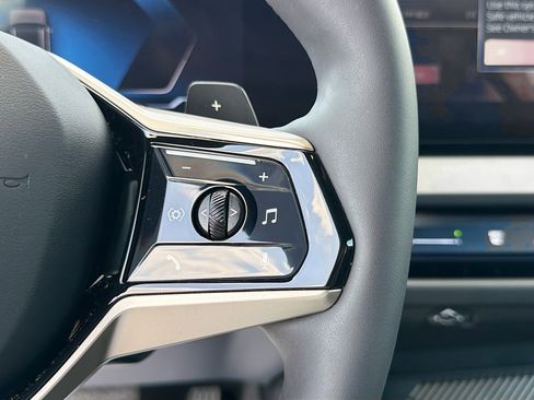 Used 2025 BMW X3 xDrive30i image 37