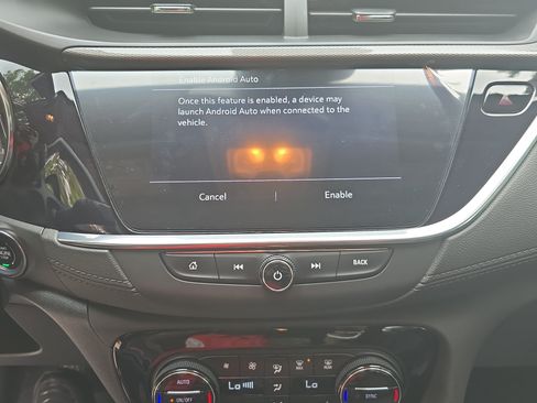 Used 2023 Buick Encore GX Select w/ Sport Touring Package FWD image 21