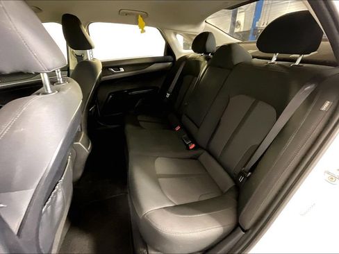 Used 2022 Kia K5 LXS FWD image 30