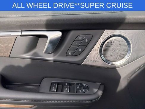 Used 2025 Buick Enclave Avenir w/ Super Cruise Package image 27