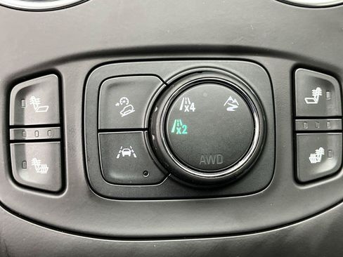 Certified 2023 GMC Terrain SLT w/ Elevation Edition AWD/4WD image 16