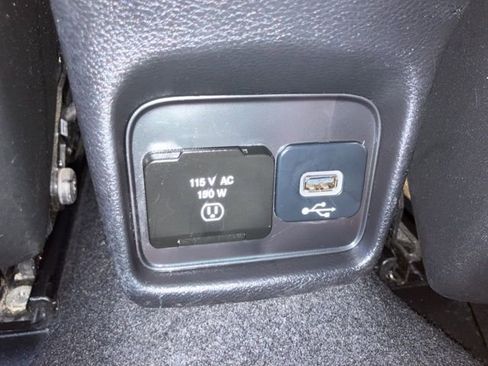 Used 2021 Jeep Compass Limited w/ Sun and Sound Group image 11