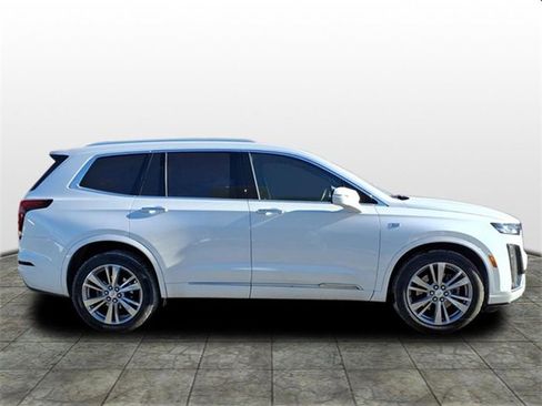 Certified 2024 Cadillac XT6 Premium Luxury image 6