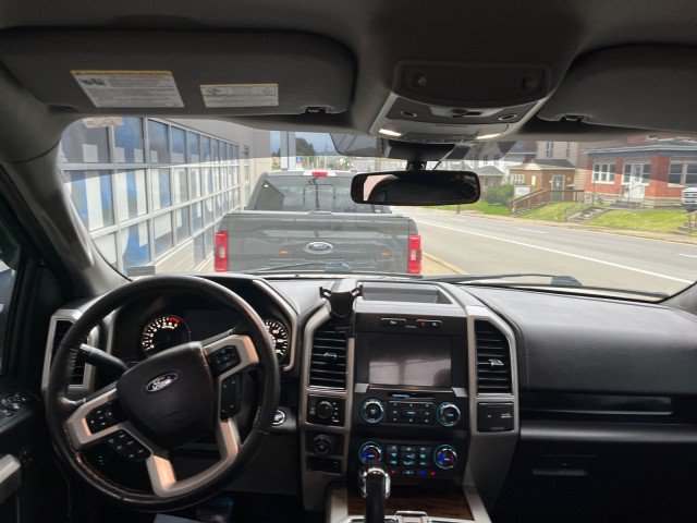Certified 2019 Ford F150 Lariat w/ Trailer Tow Package AWD/4WD image 30