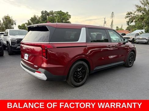 Used 2025 Kia Carnival FWD image 6