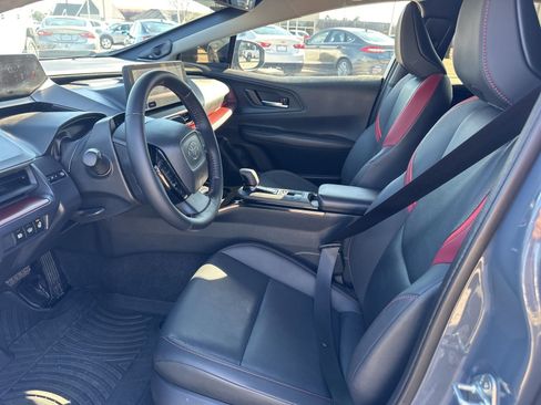 Used 2024 Toyota Prius Prime Premium image 24