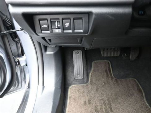 Used 2025 Subaru Outback Onyx Edition w/ Popular Package #2 image 17