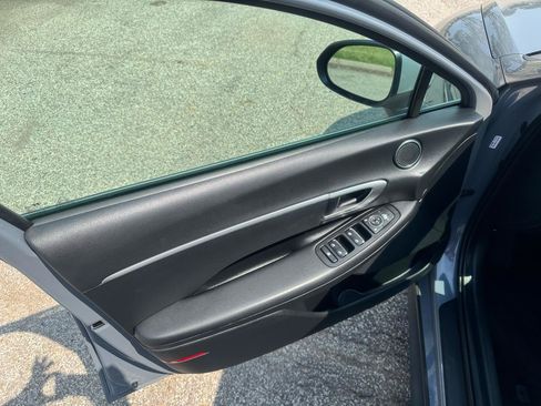 Used 2025 Hyundai Sonata SE FWD image 37