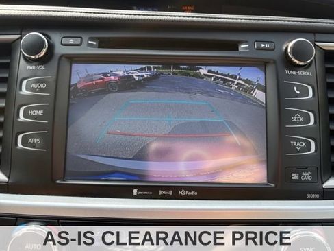 Used 2019 Toyota Highlander XLE AWD/4WD image 35