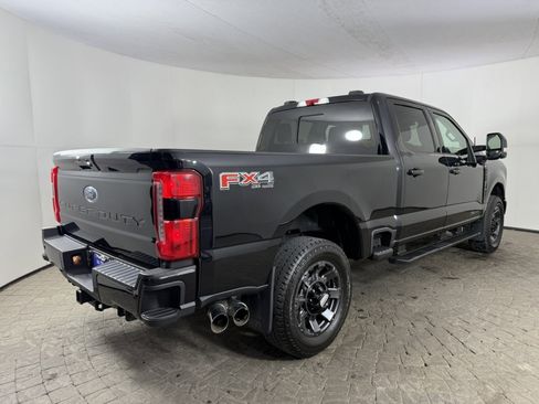 Certified 2023 Ford F250 Lariat w/ Lariat Ultimate Package AWD/4WD image 9