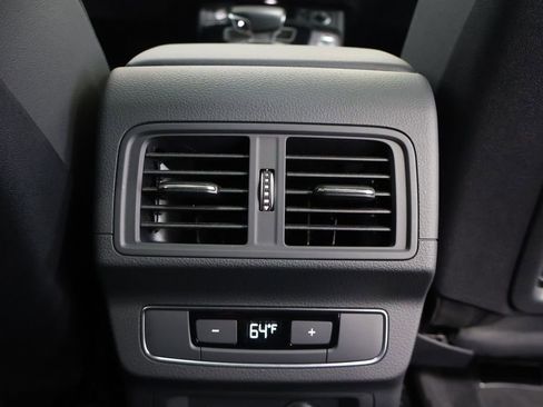 Used 2023 Audi Q5 2.0T Premium w/ Convenience Package AWD/4WD image 25