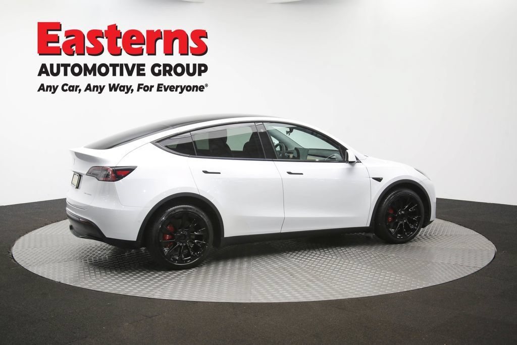 Used 2022 Tesla Model Y Long Range AWD/4WD image 39