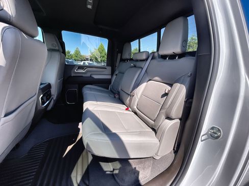 Certified 2024 Chevrolet Silverado 2500 LTZ w/ LTZ Convenience Package image 26