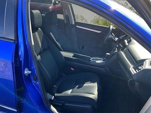 Used 2019 Honda Civic EX image 7