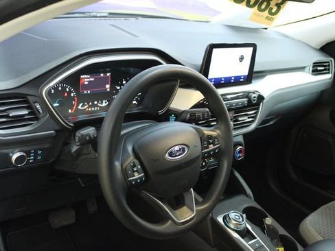 Used 2022 Ford Escape SE AWD/4WD image 14