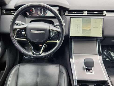 Used 2025 Land Rover Range Rover Velar Dynamic SE AWD/4WD image 3