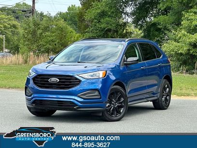 Used 2024 Ford Edge SE w/ Black Appearance Package