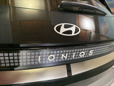 Used 2026 Hyundai Ioniq 5 Limited AWD/4WD image 14