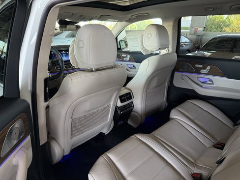 New 2026 Mercedes-Benz GLS 450 4MATIC image 24