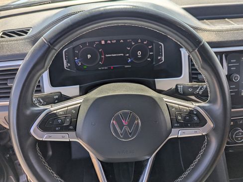 Used 2022 Volkswagen Atlas SEL image 14