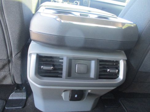 Used 2022 Ford F150 XLT w/ Equipment Group 301A Mid RWD image 9