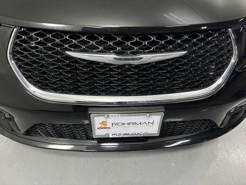 Used 2025 Chrysler Pacifica Select FWD image 26