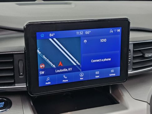 Used 2022 Ford Explorer XLT w/ Equipment Group 202A image 45