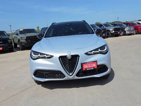 Used 2024 Alfa Romeo Stelvio Ti AWD/4WD image 3