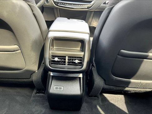 Certified 2024 Cadillac Lyriq Tech AWD/4WD image 10