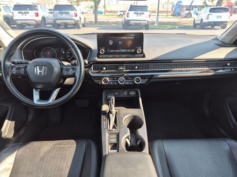 Used 2023 Honda Civic EX-L image 27