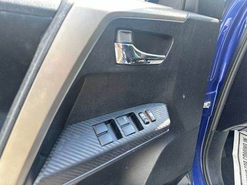 Used 2015 Toyota RAV4 XLE AWD/4WD image 16
