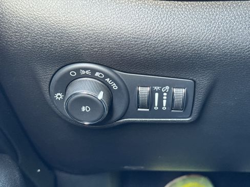 New 2026 Jeep Compass Limited image 22