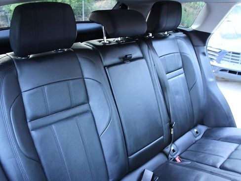 Used 2020 Land Rover Range Rover Evoque S AWD/4WD image 18